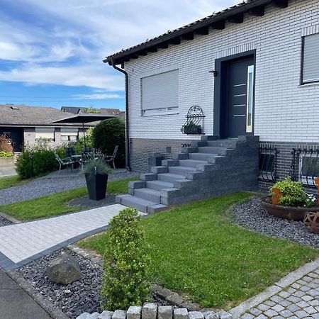 Ferienwohnung Steinstrass Naehe Nuerburgring Келберг Екстериор снимка